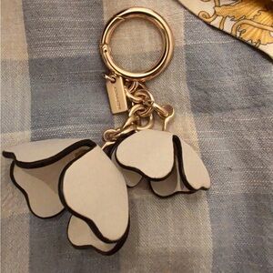 Coach Essential Tea Rose Bag Charm Chalk/Gold